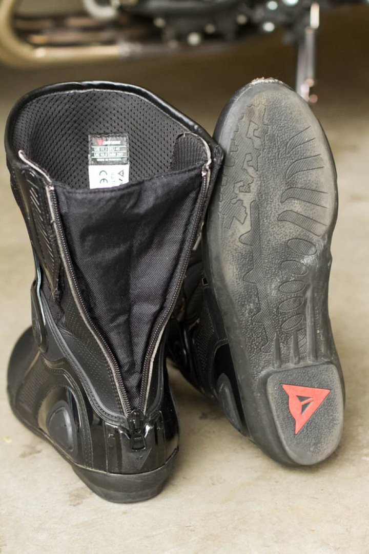 РњРѕС‚РѕР±РѕС‚С‹ Dainese Torque d1