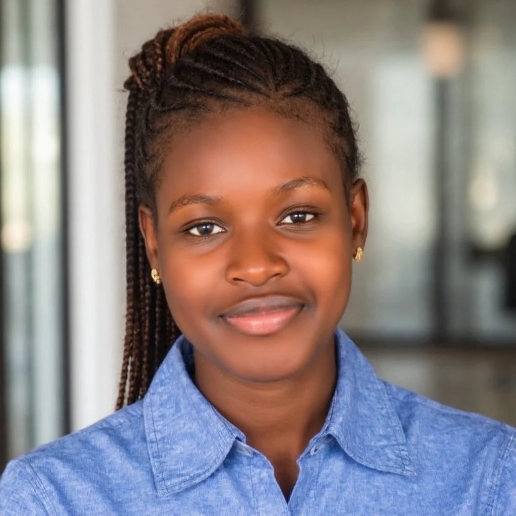 Portrait of Elly, Legal Assistant