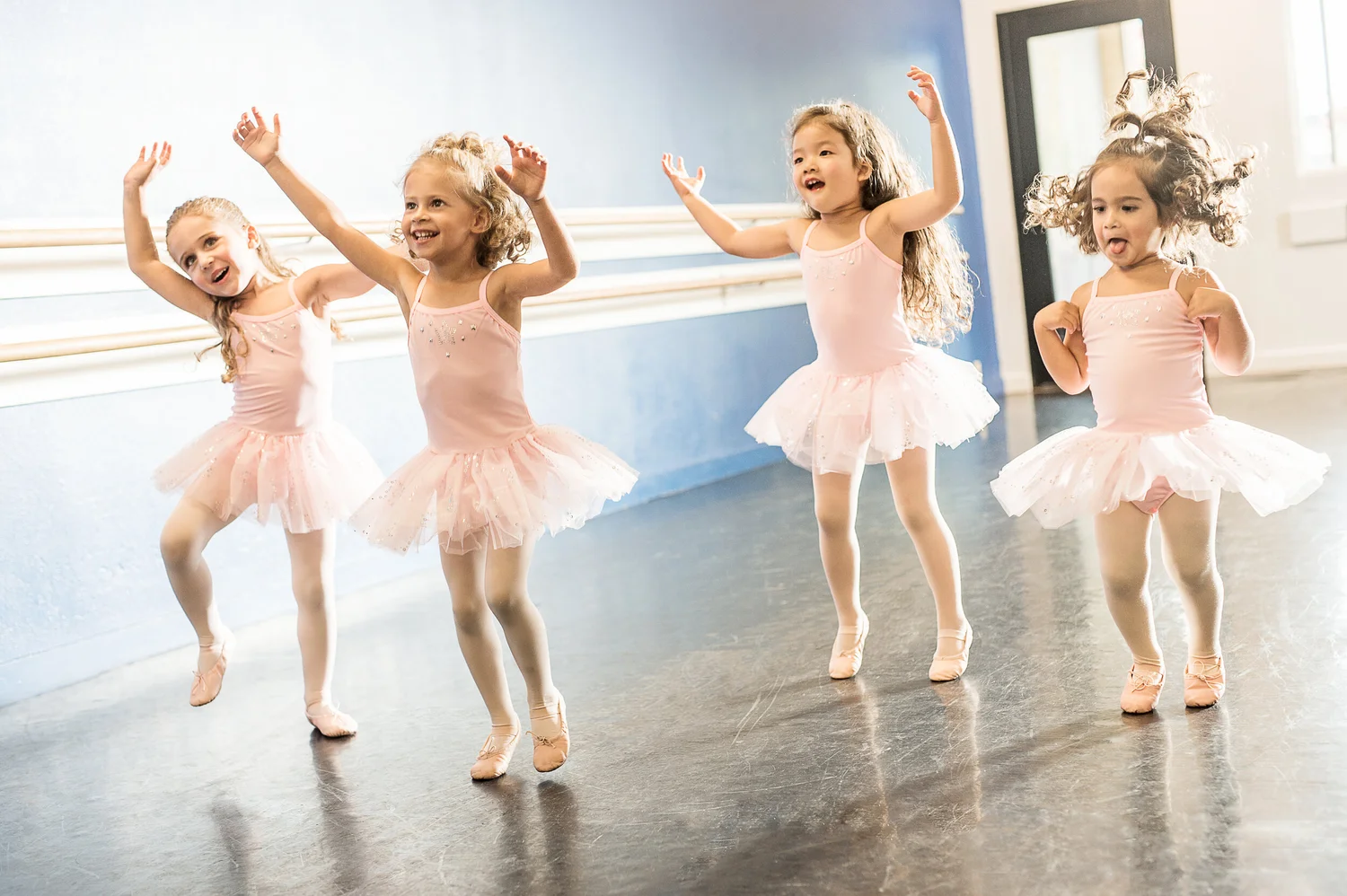 Tiffany's Dance Academy of Danville logo