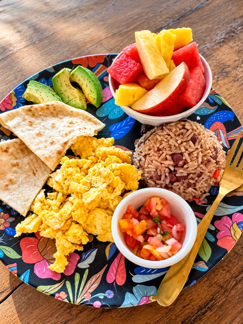 Healthy meals at Gaia Collective School
