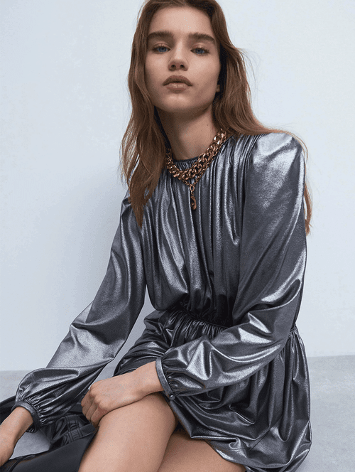 Contemporary womenswear, Design and development
