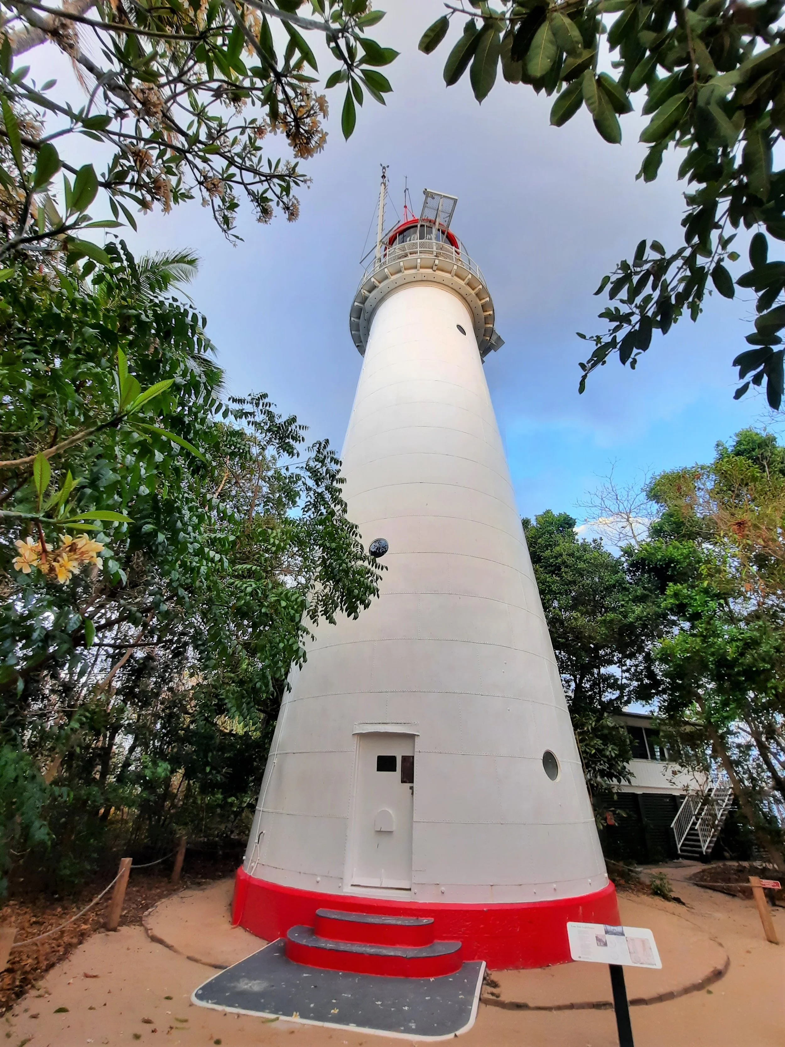 Low Isles lighthouse exterior