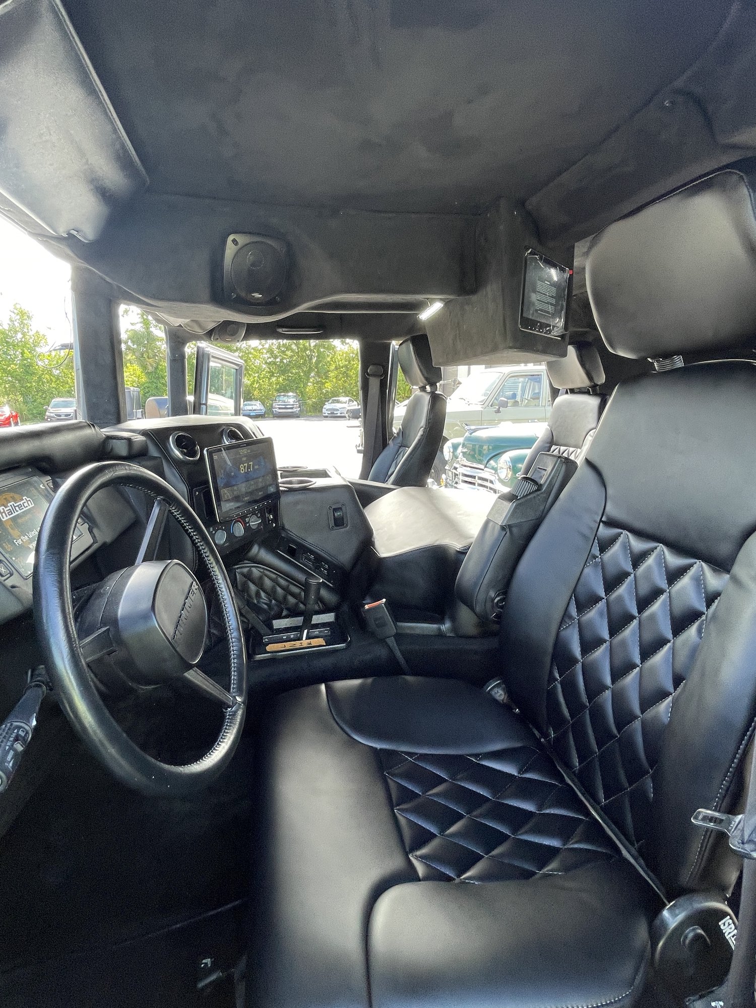 Hummer H1 Interior