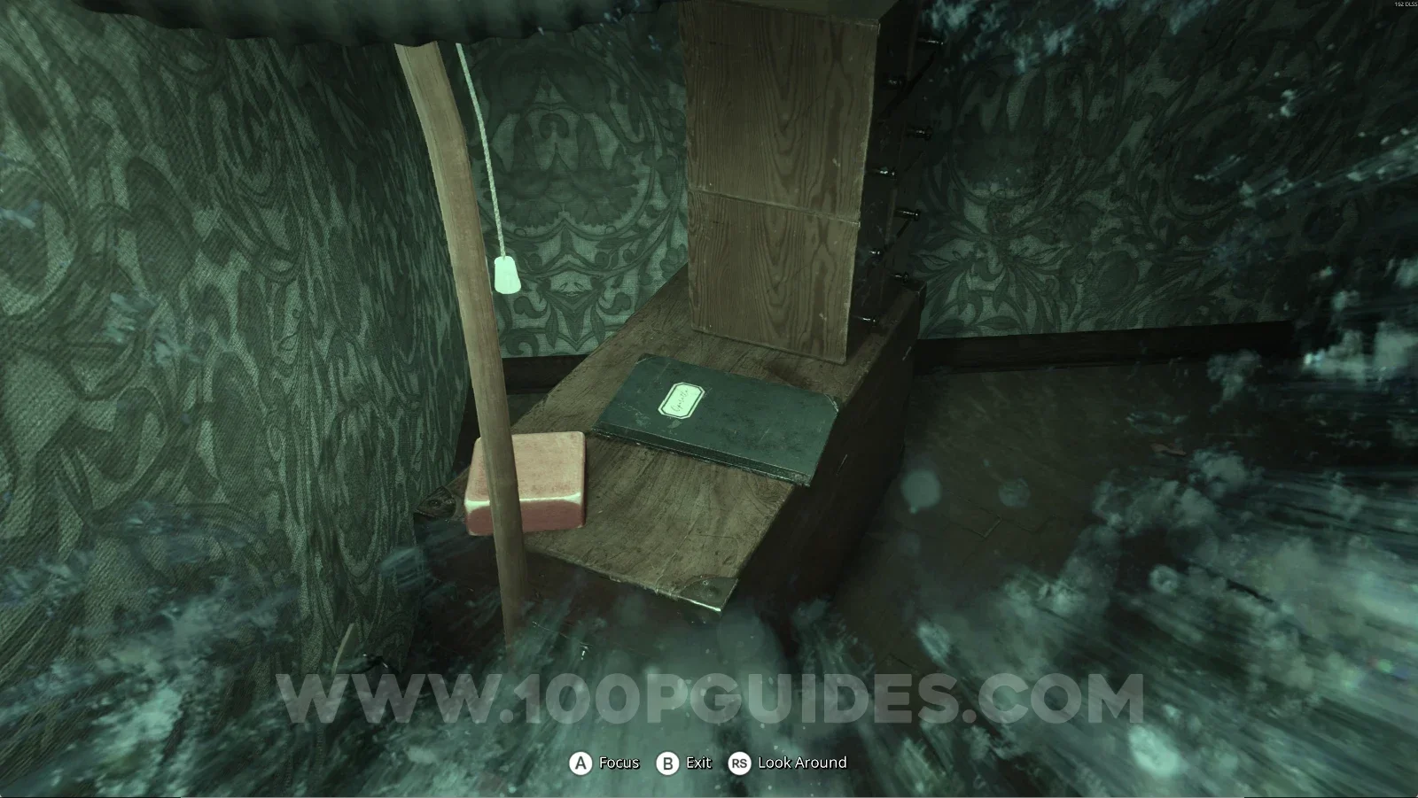 Remothered: Red Nuns Legacy: revealing the folder on the left side with the painting