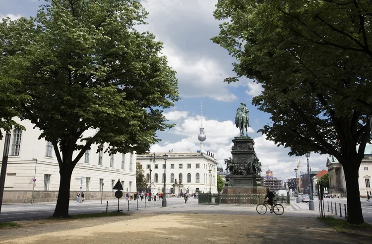 Unter den Linden, Berlin