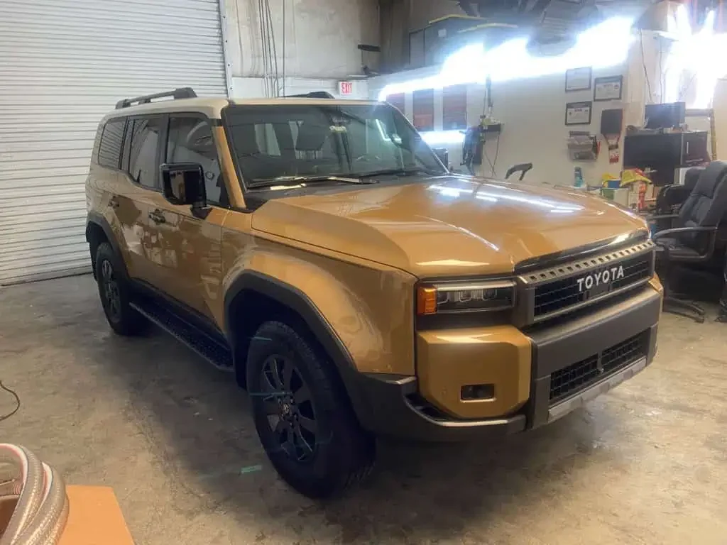 Detailed vehicle