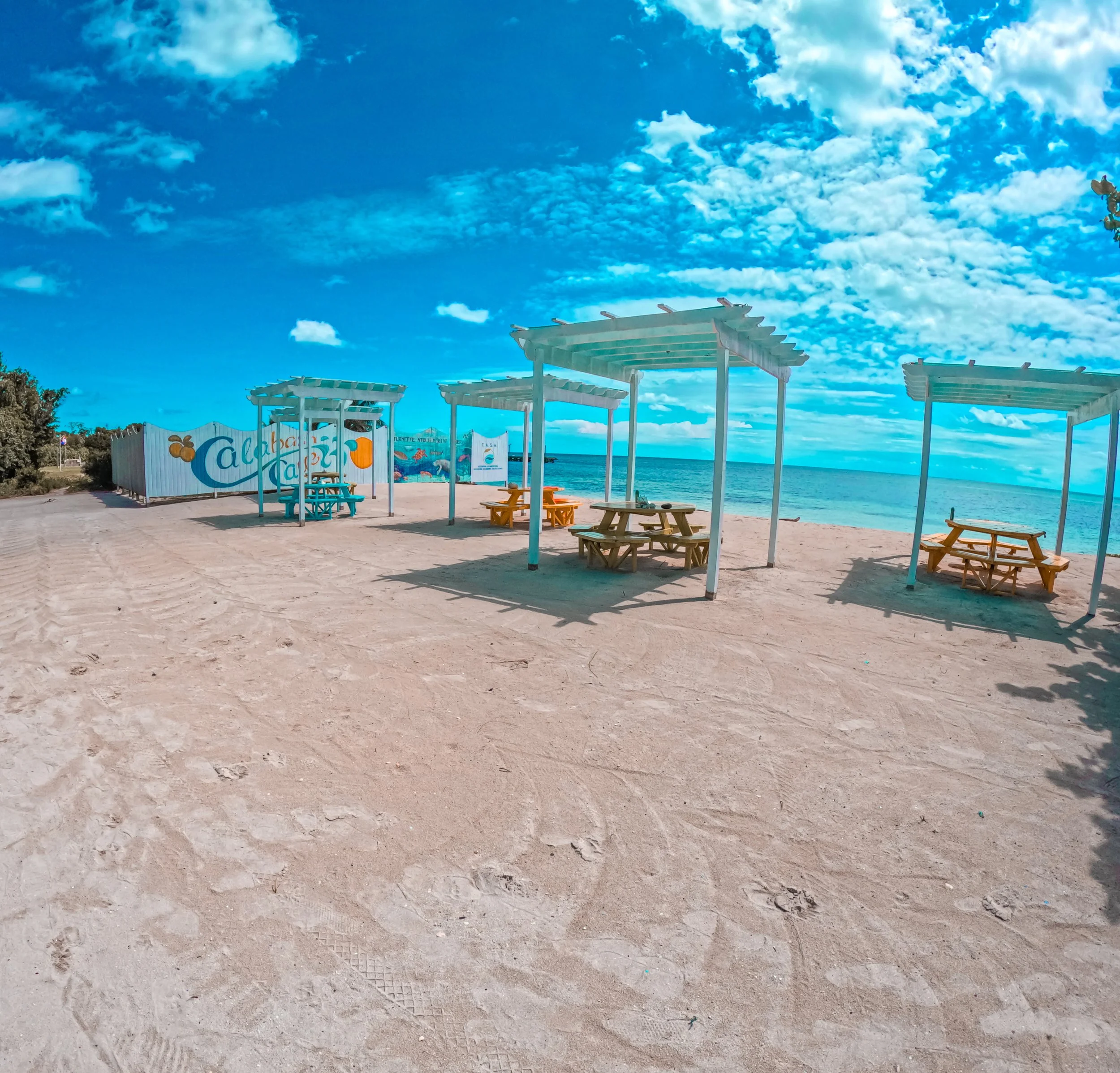 Turneffe Atoll Calabsh Caye from Caye Caulker Belize