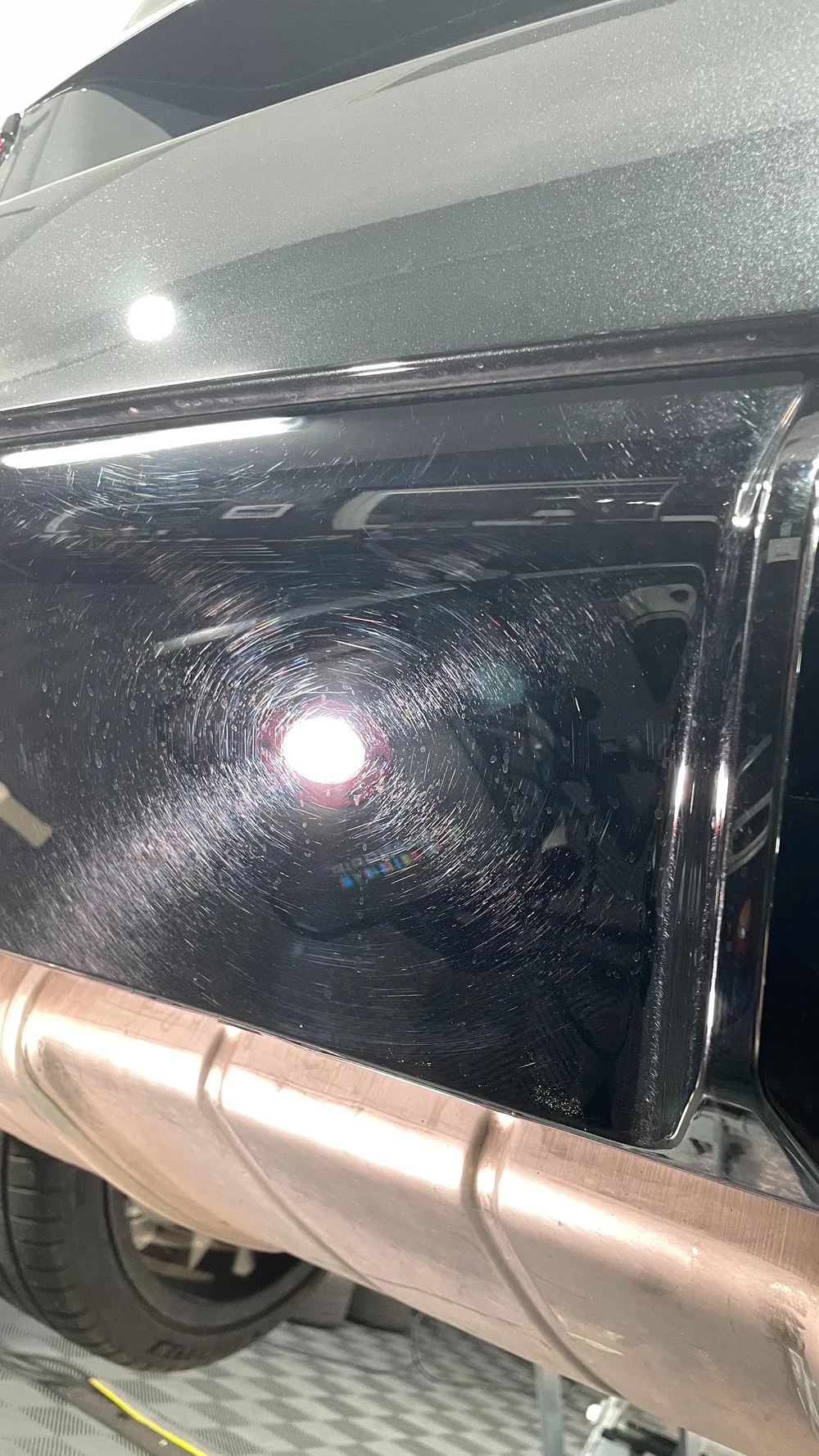 Vorher: Lack mit Swirls/Hologrammen vor der Korrektur, Hamburg
