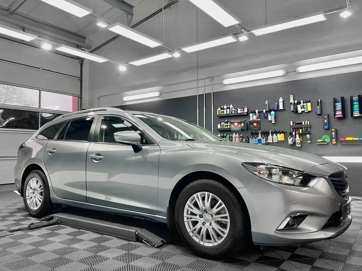 Mazda 6 nach Lackauffrischung – Glanz zurück, leichte Swirls bleiben