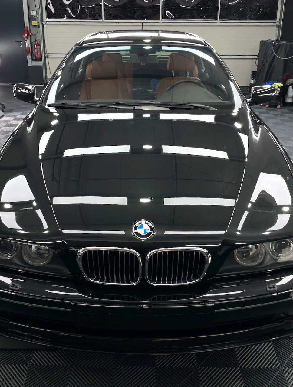 BMW ALPINA B10 Touring Motorhaube nach Lackkorrektur und Keramikversiegelung