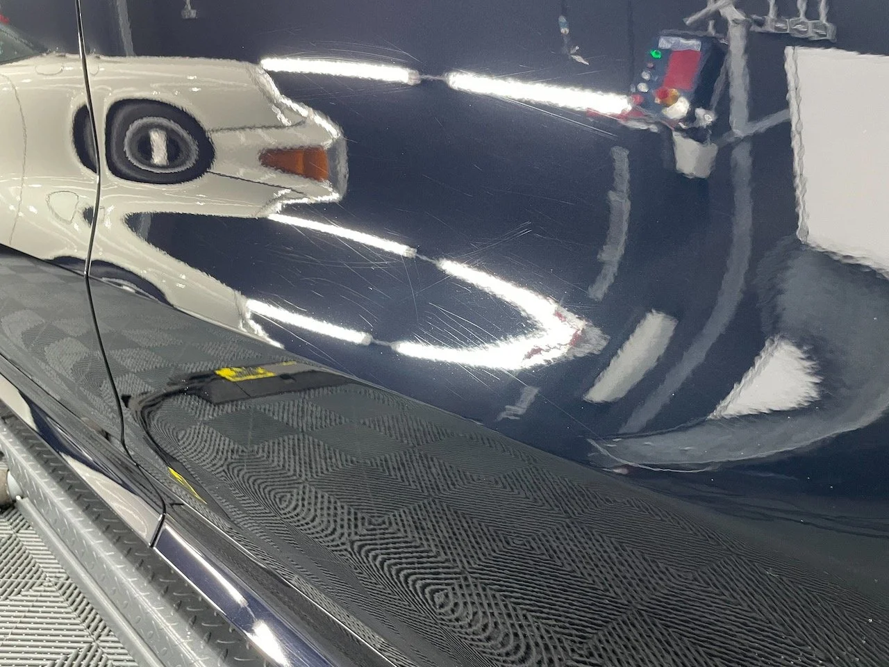 Porsche Cayenne: weitere Kratzer auf der Tür bei 600 Kilometern