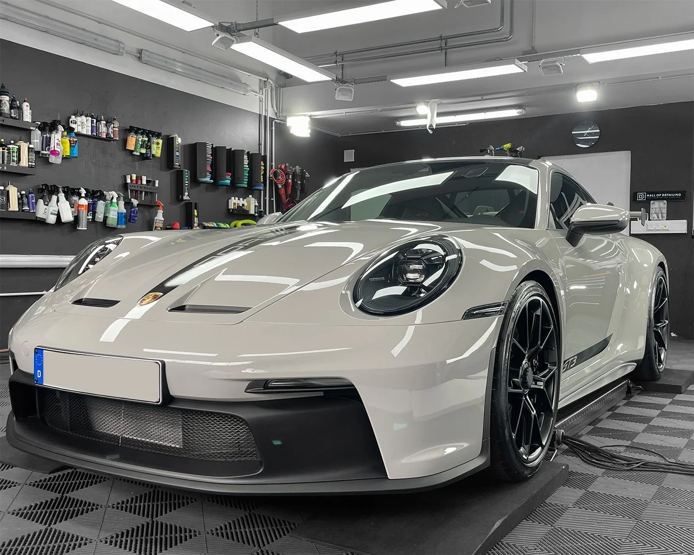 Porsche 911 GT3 nach Politur und Keramik – Hochglanz-Finish