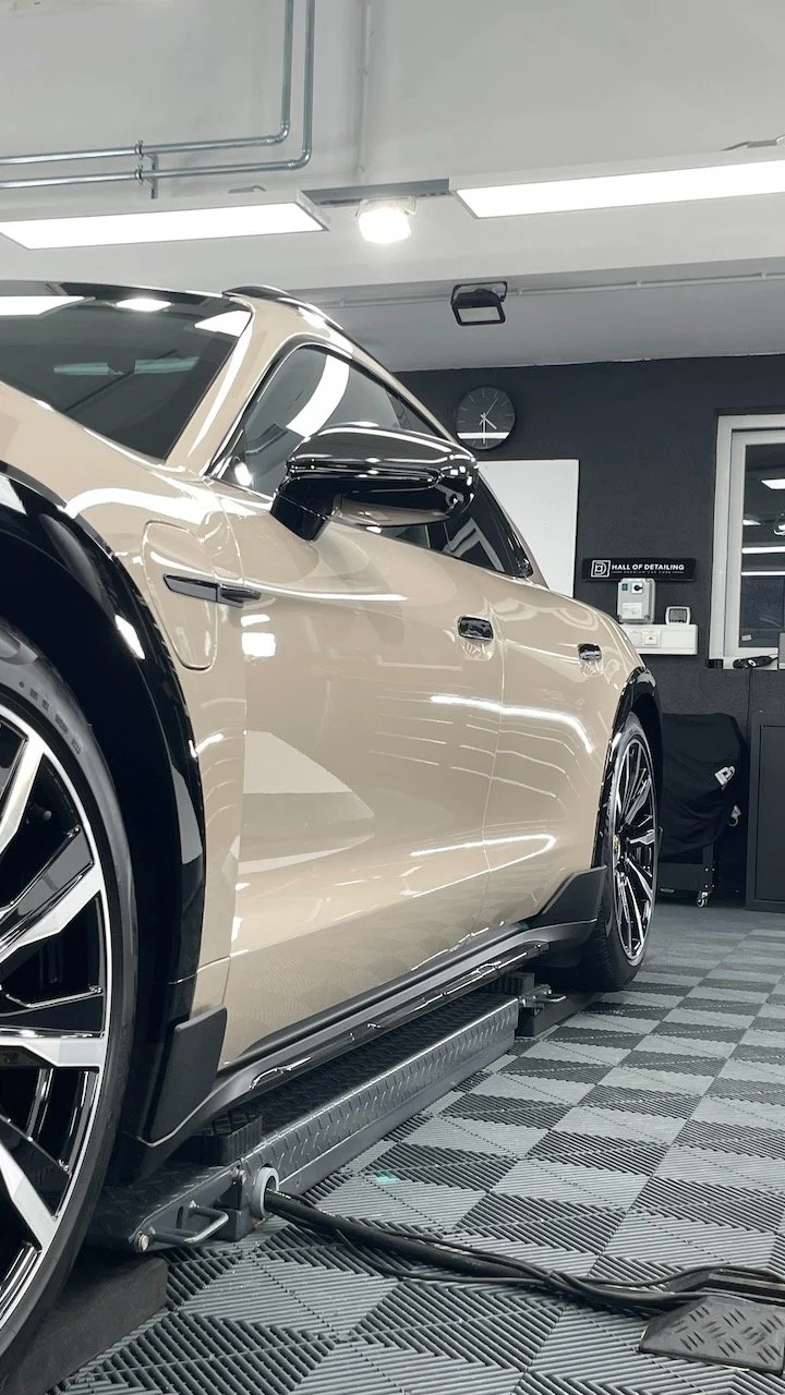 Porsche Taycan Turbo S nach Lackkorrektur PPF und Keramikversiegelung im Detail