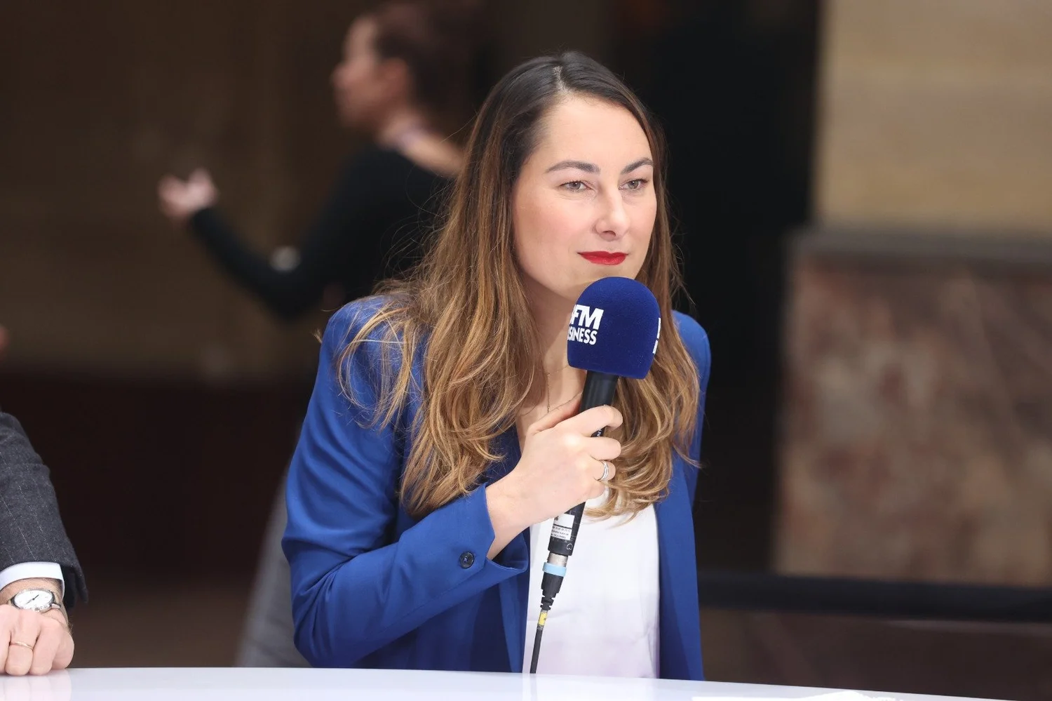 Léa Lejeune au micro de BFM Business