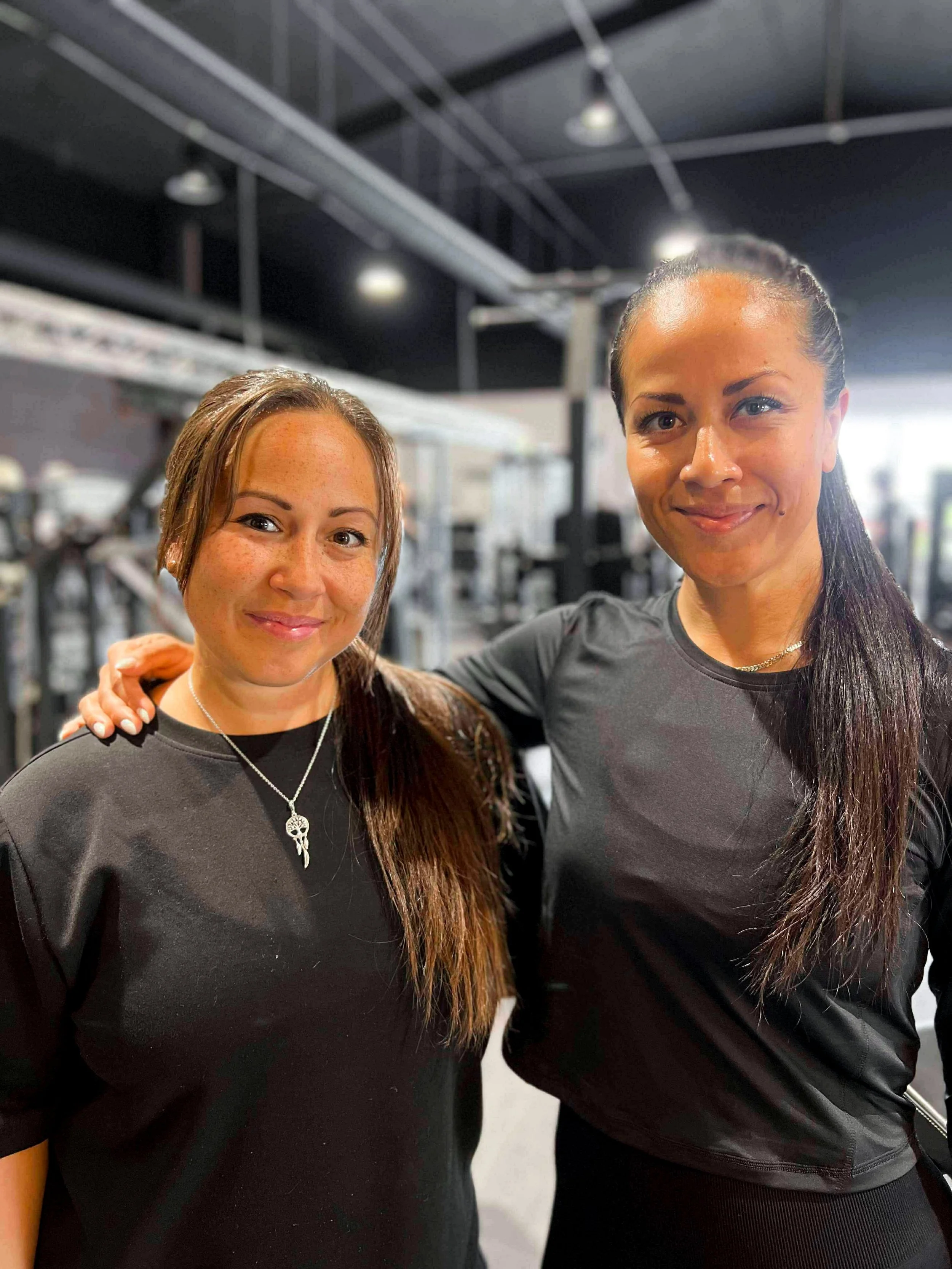 Anna och Nina, medlemmar på BalanZe