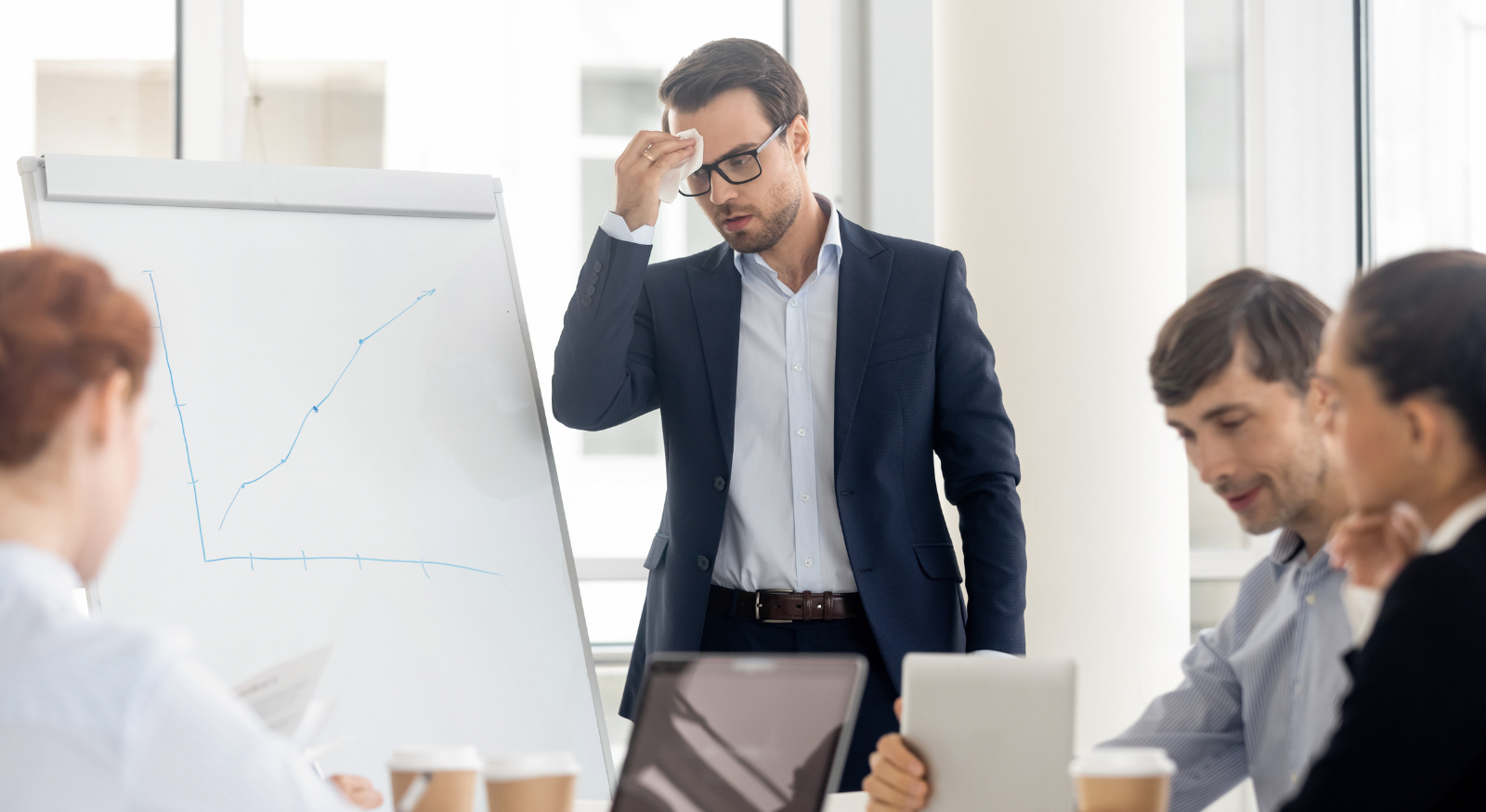Professional speaking calmly after overcoming fear of public speaking through hypnotherapy in Sydney