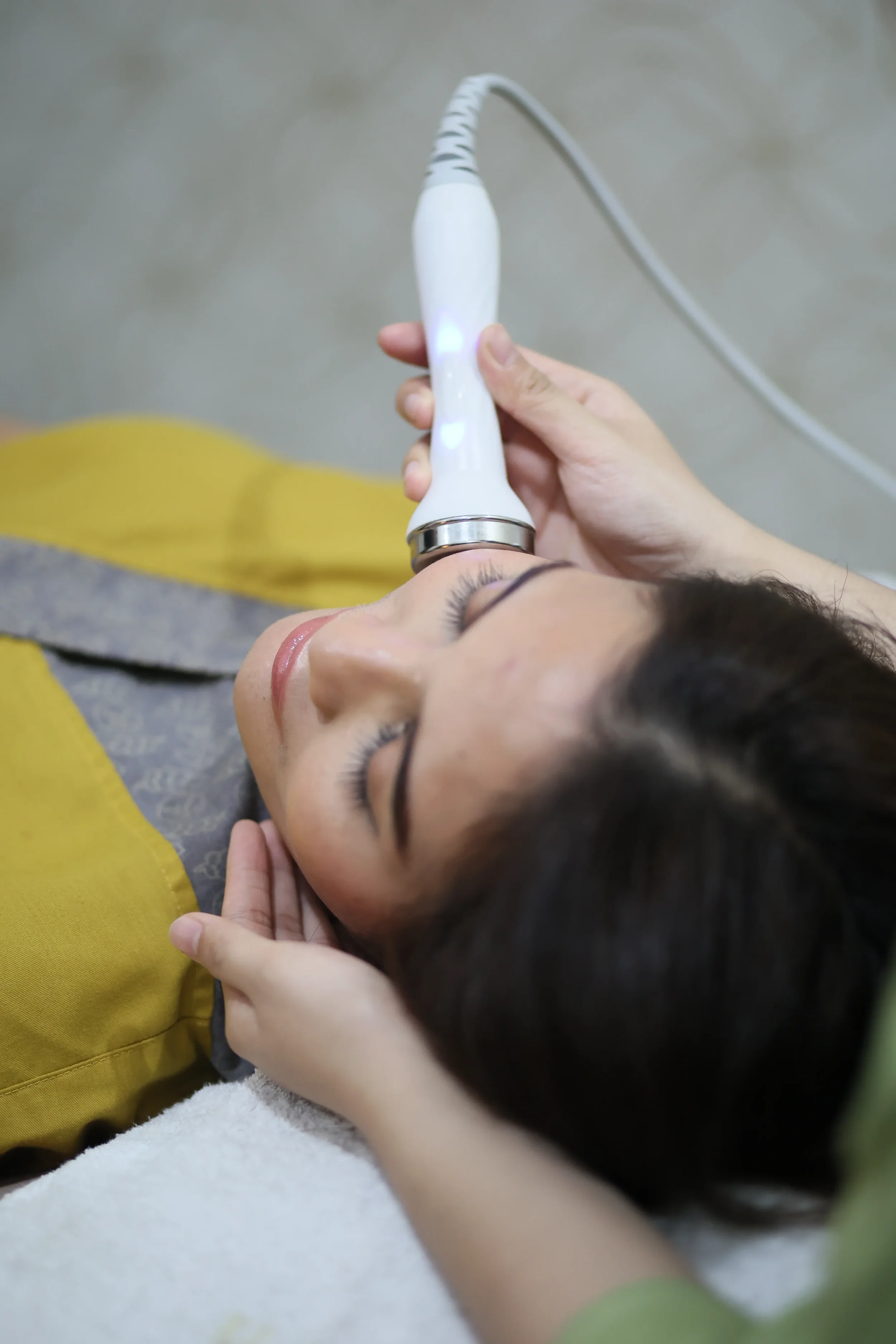 Essential Facial Treatment