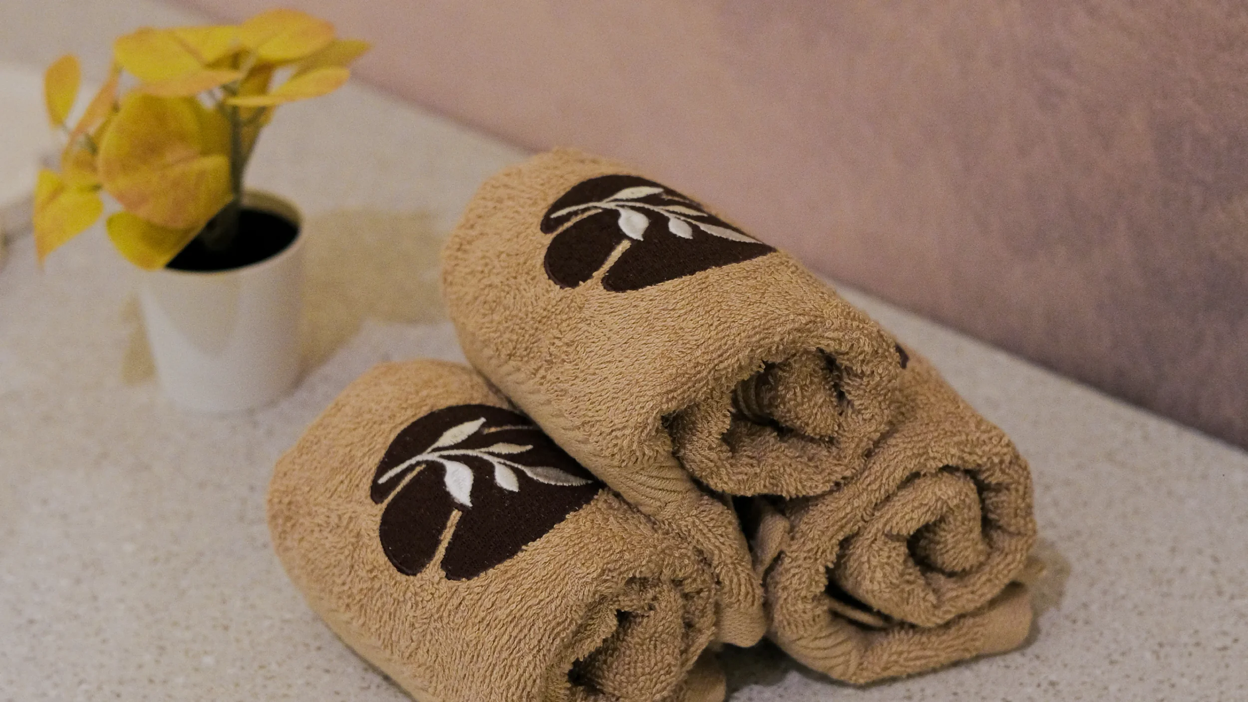 Produk dan tools spa di Kimaya Spa & Beauty Experience