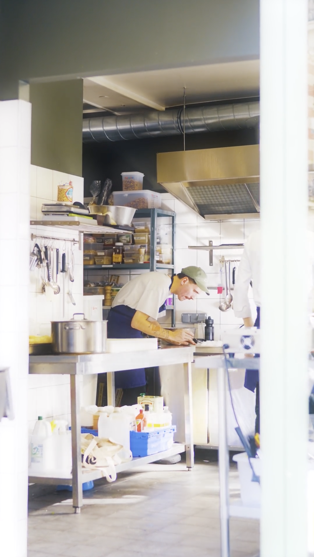 Crafté - still 4