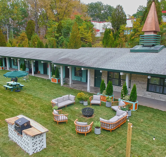 Springs Motel Basecamp