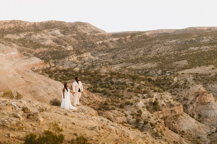 March elopement in Grand Junction, Colorado
