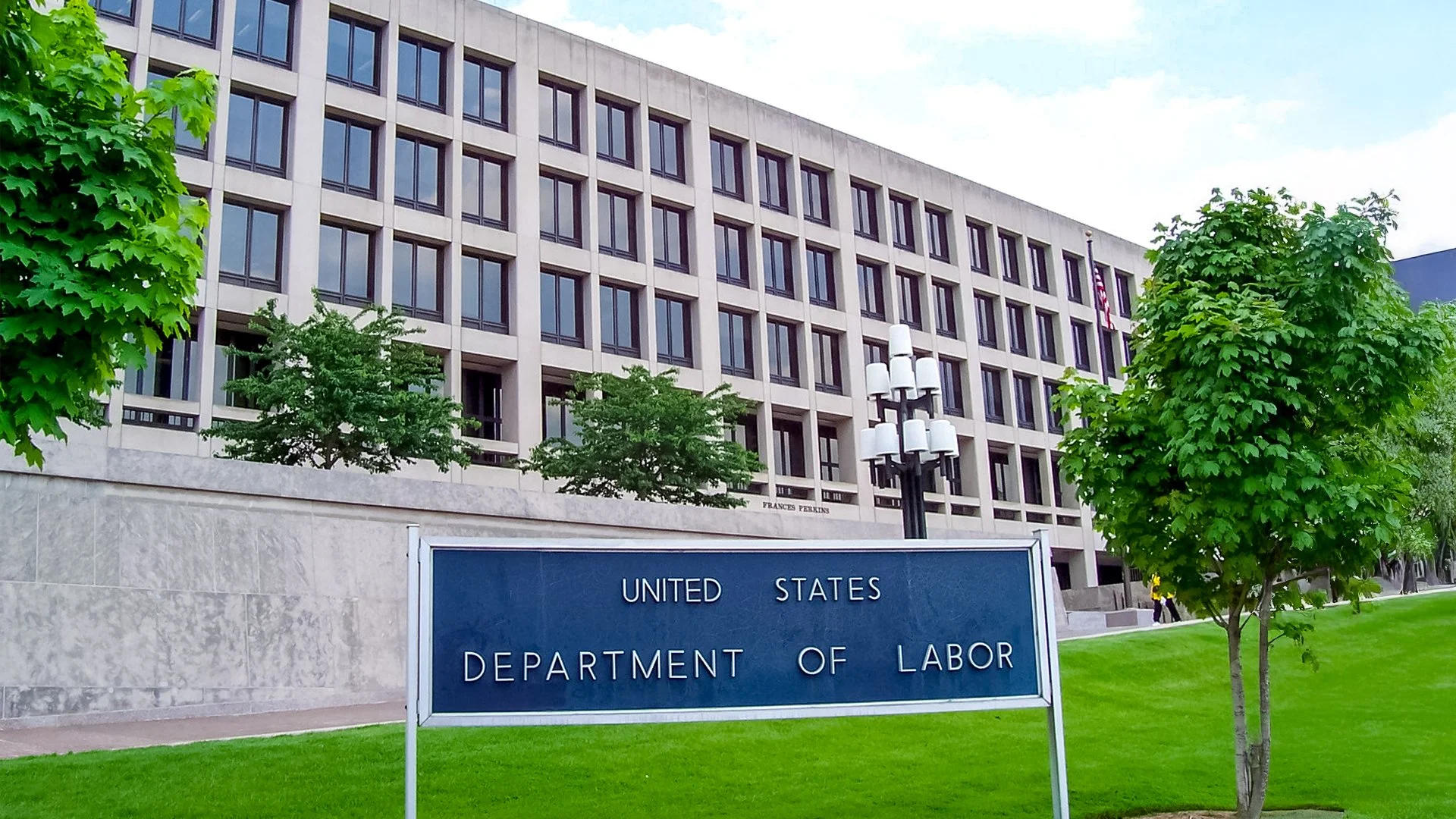 Michele Bullock, the RBA’s first female Governor, offered candid insights into Australia’s economy, labor market, and inflation.