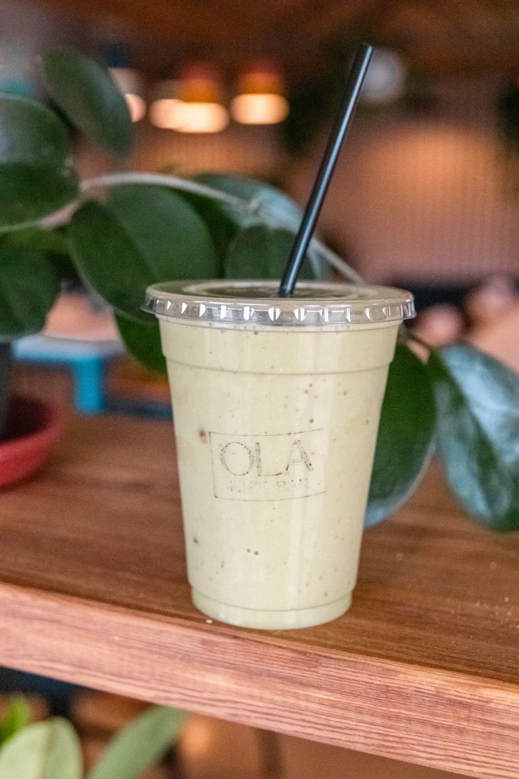 Green smoothie in an Ola cup