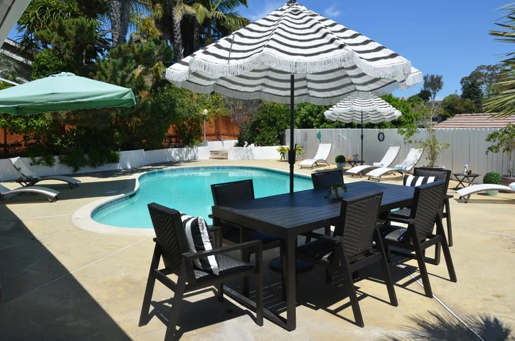 View from 20th St in Manhattan Beach 