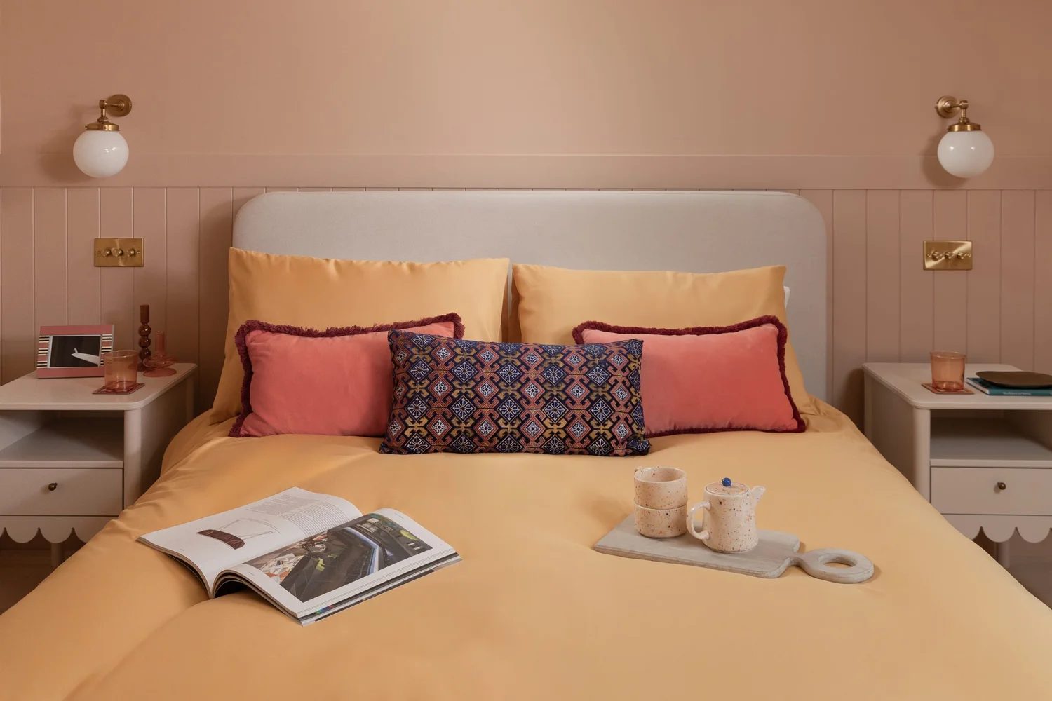 Peach bedroom in a holiday home, Trevaunance, St Agnes, photographed by Pip Hambling
