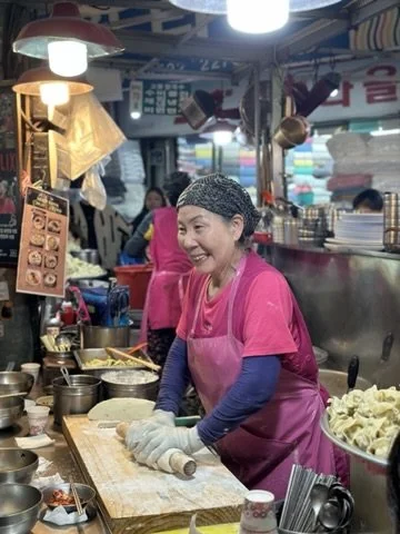Dumpling maker at Gwangjang Market