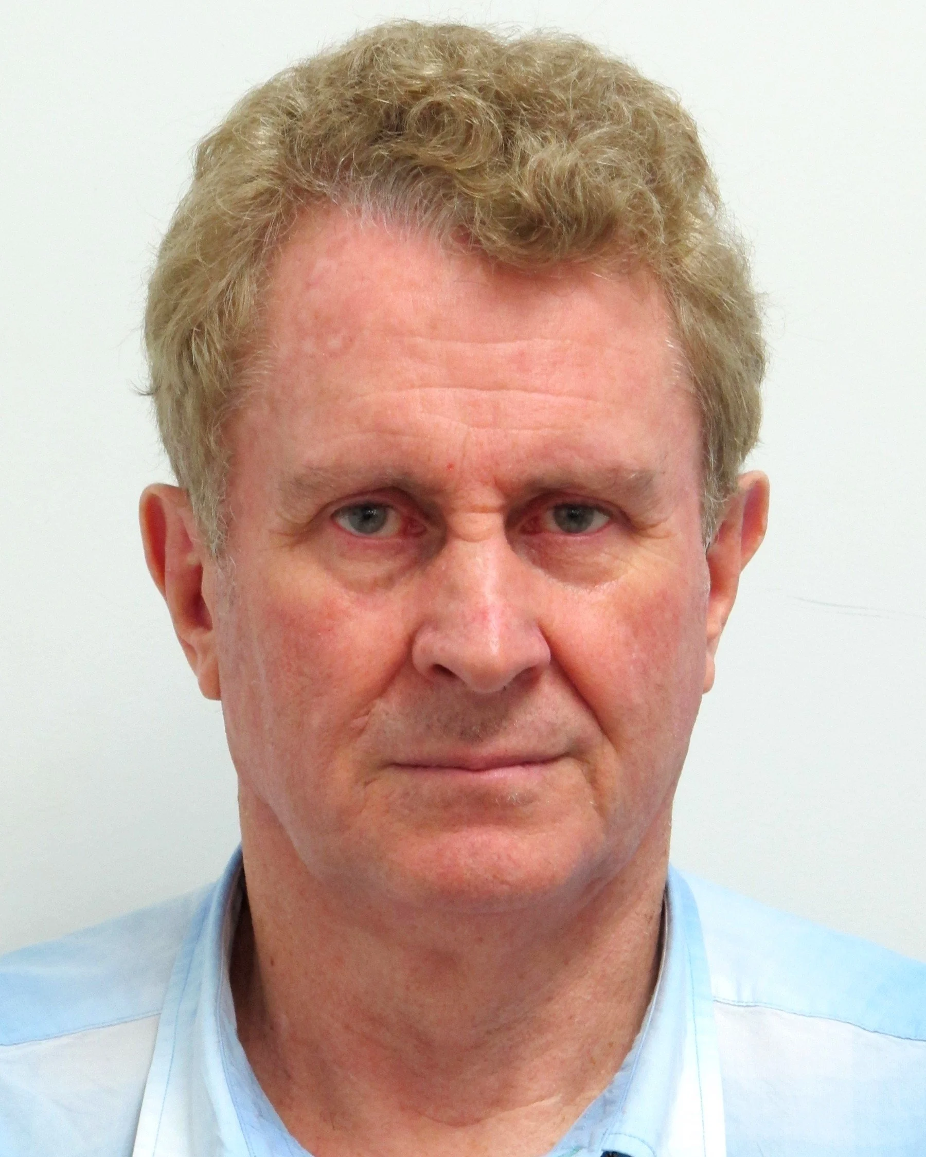 Ross Holmes, founder of DYOdocs and Managing Director of Ross Holmes Virtual Lawyers Limited