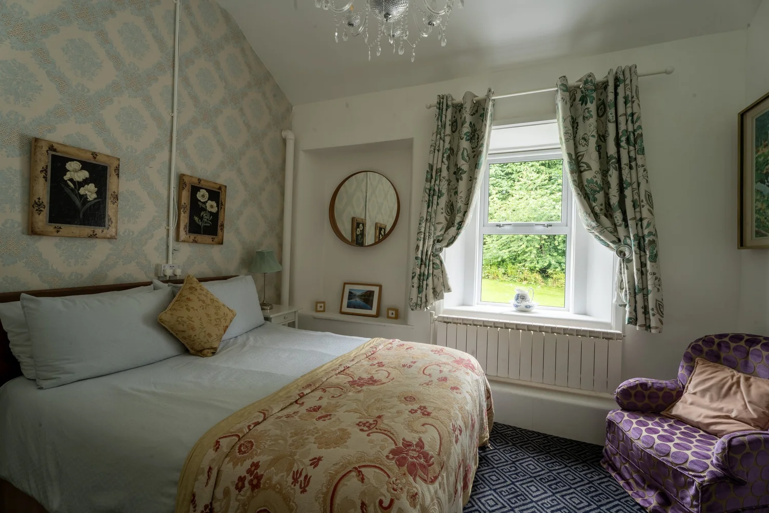 Carew bedroom