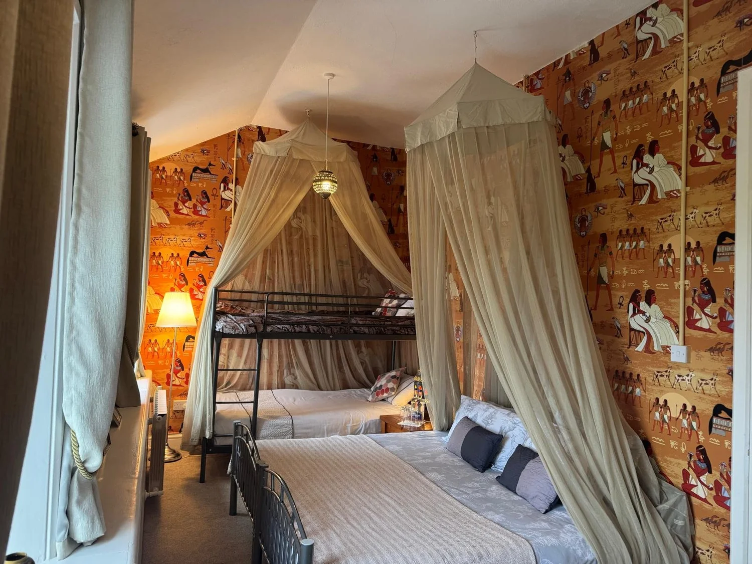 Noah’s Bunkhouse, the Economy Multi-Share room at Orlagh House