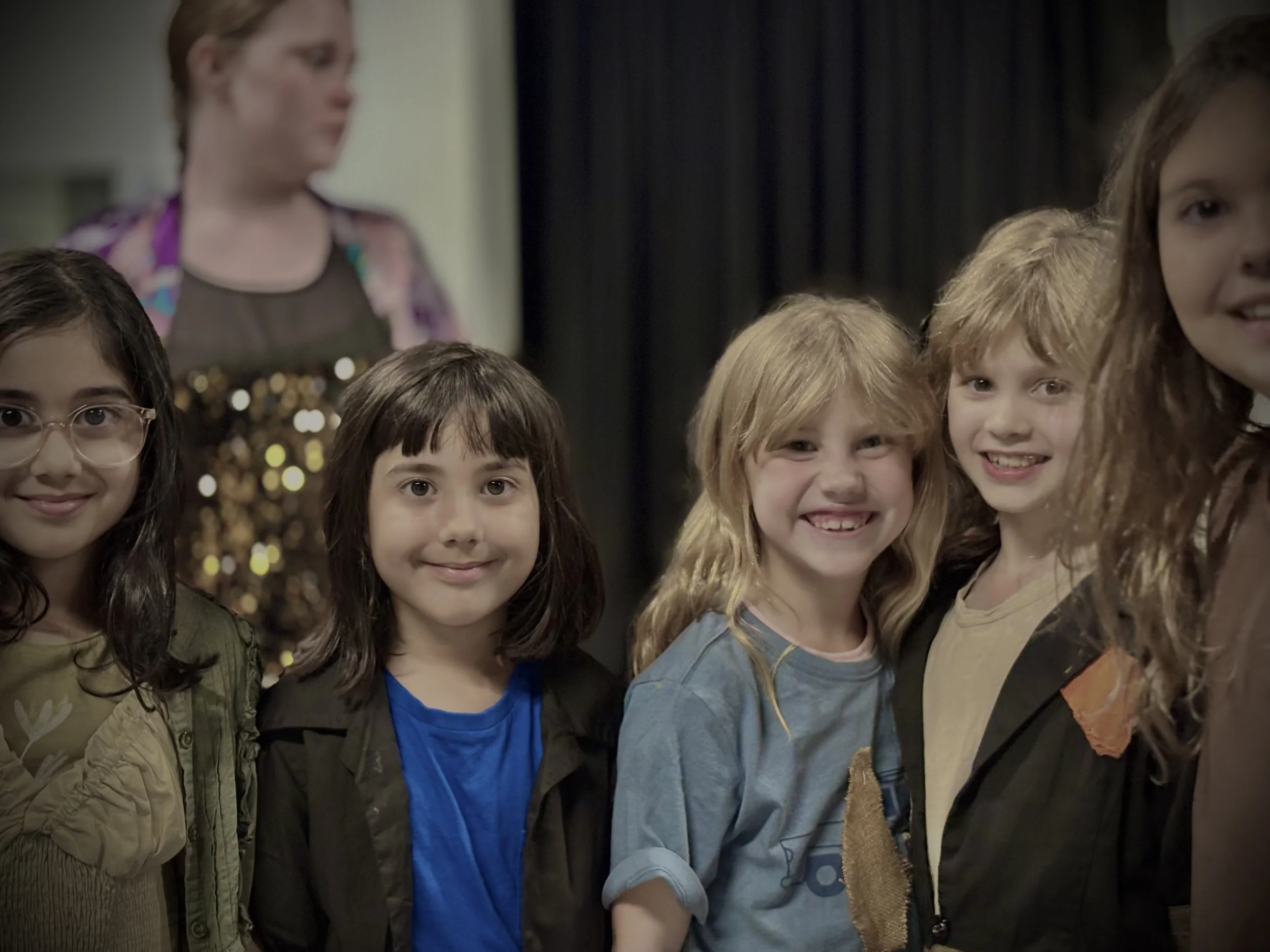 Perry Studio children performing