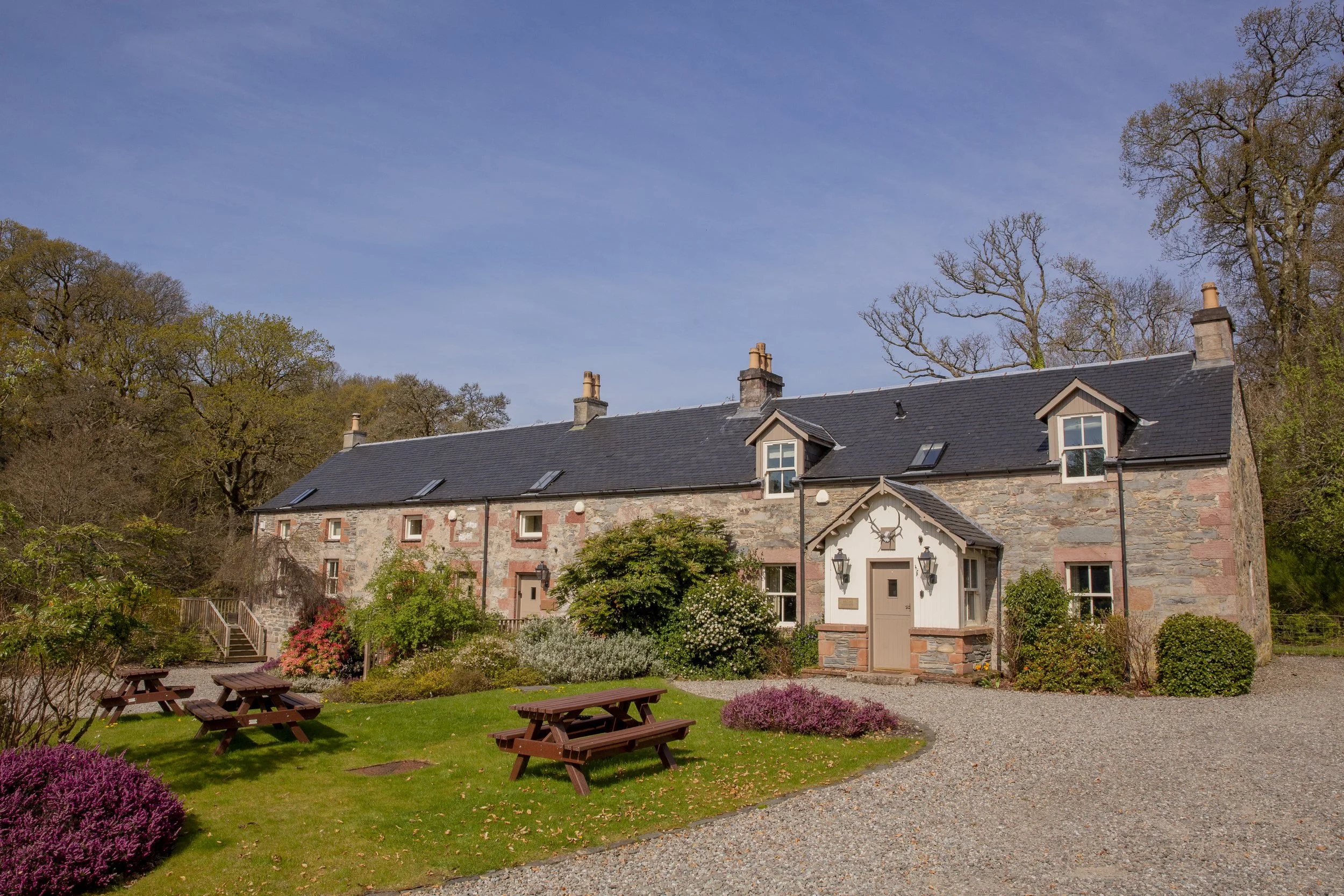 Self-catering estate cottage on the Luss Estate, Loch Lomond, Scotland