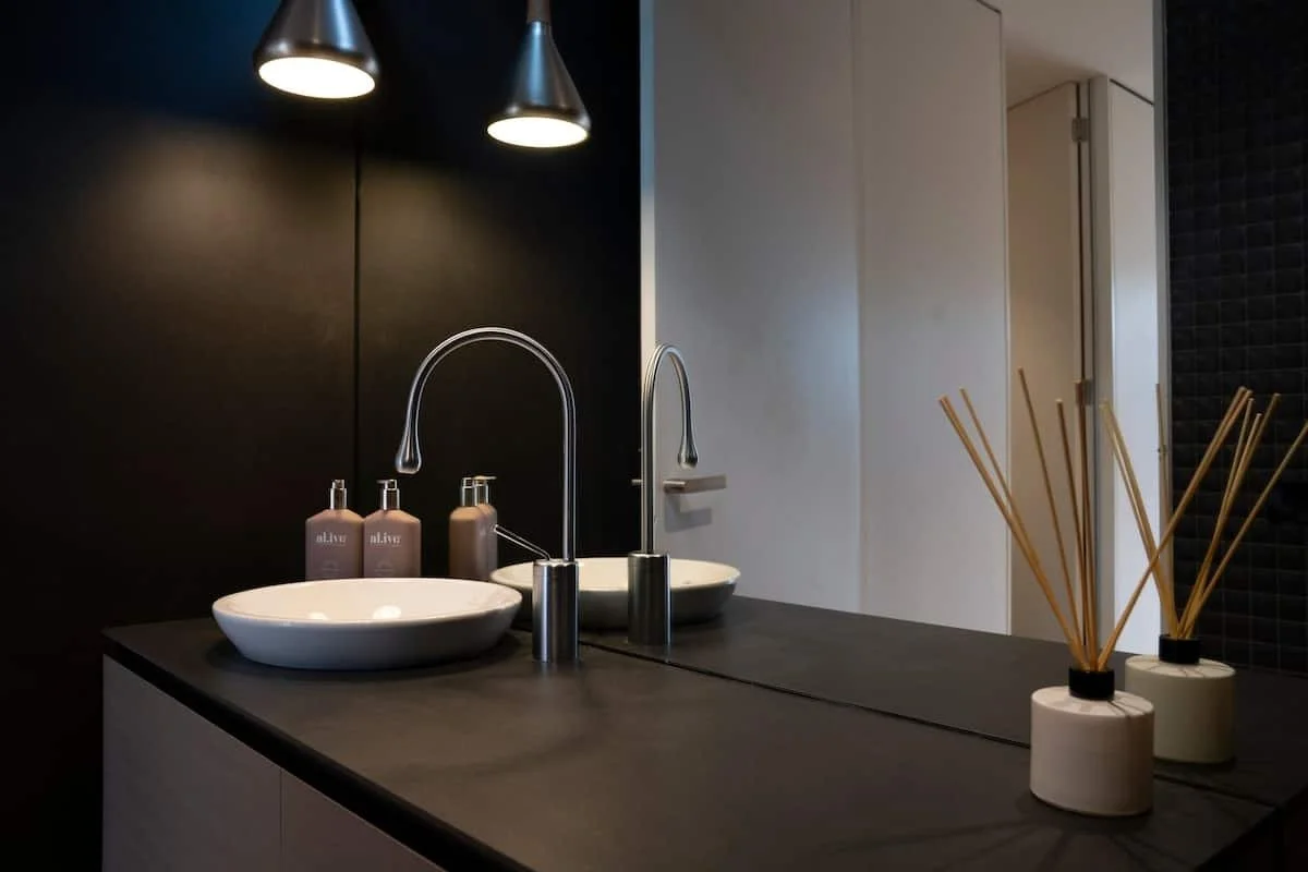 Beautiful high end bathroom