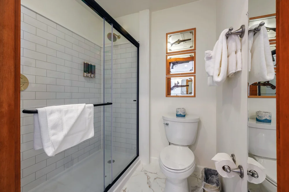 Room 206 bathroom