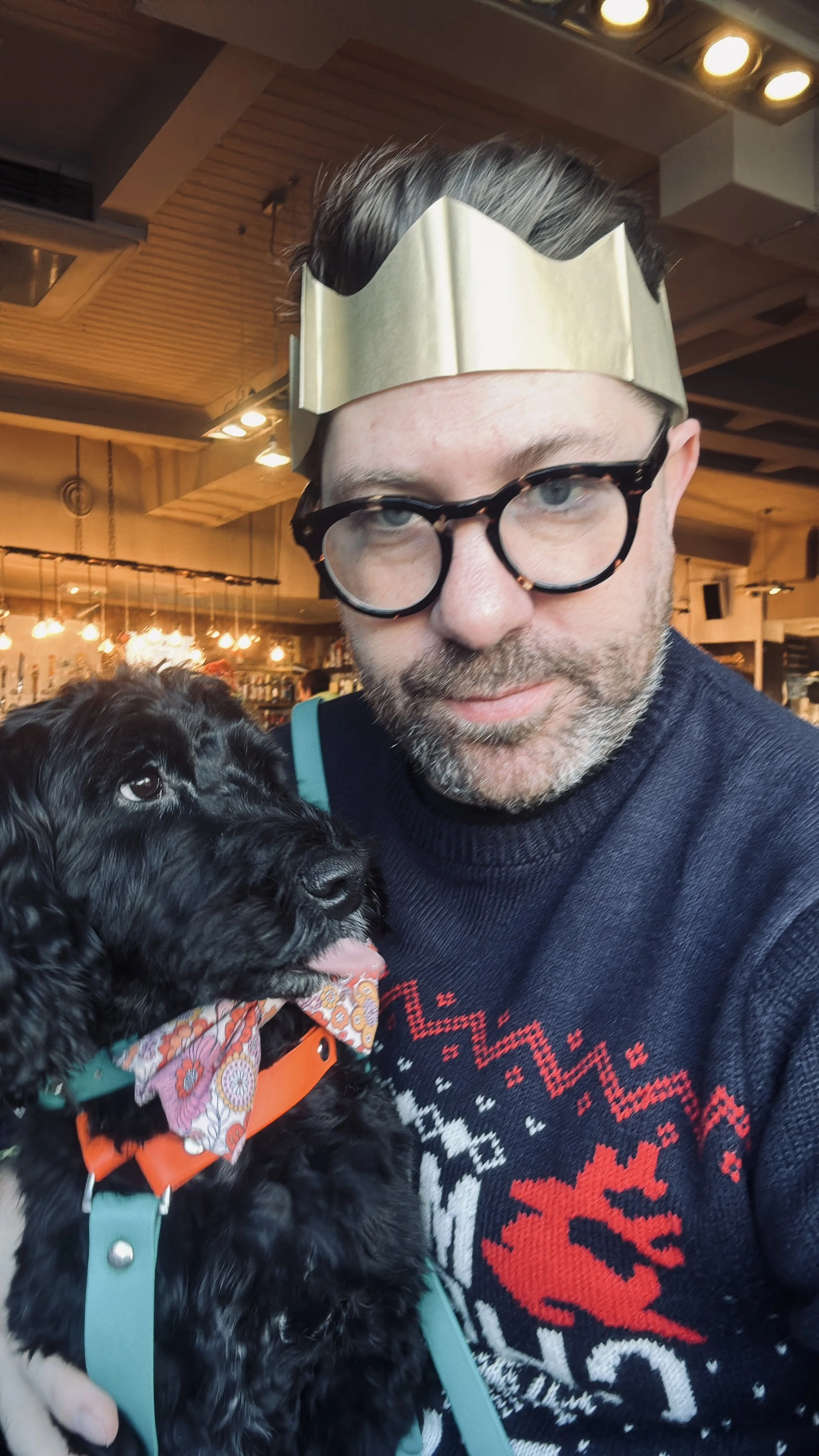 Oliver Holder relaxing off-duty with his cockapoo Elyza in Bristol &mdash; friendly approachable wedding photographer who loves coffee, cycling and the Clifton Downs