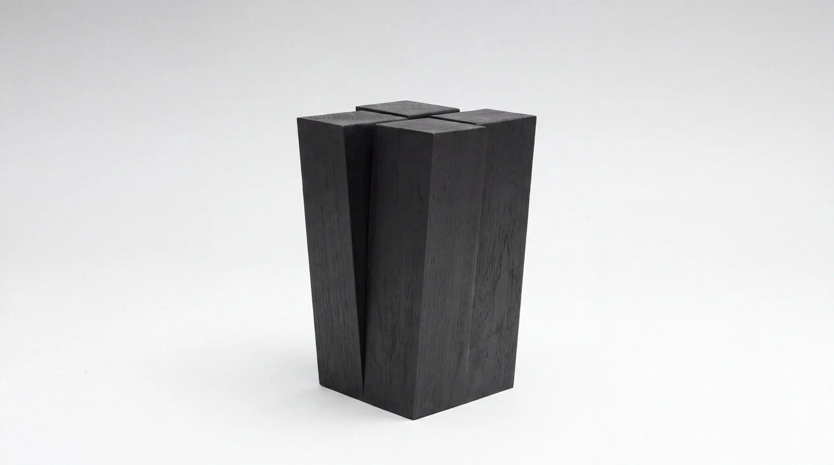 Four Legs Stool by Arno Declercq, complete view