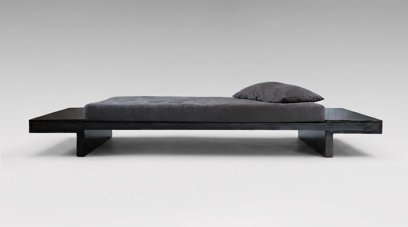 Daybed 052022 by Arno Declercq, shown in full.