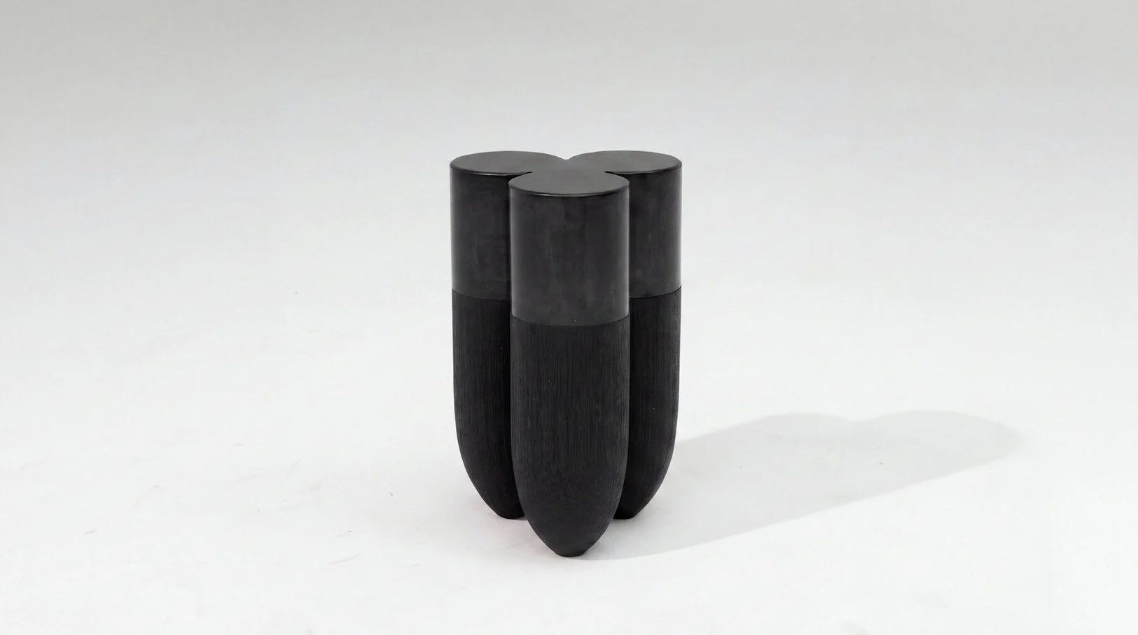 Senufo Side Table by Arno Declercq, complete view
