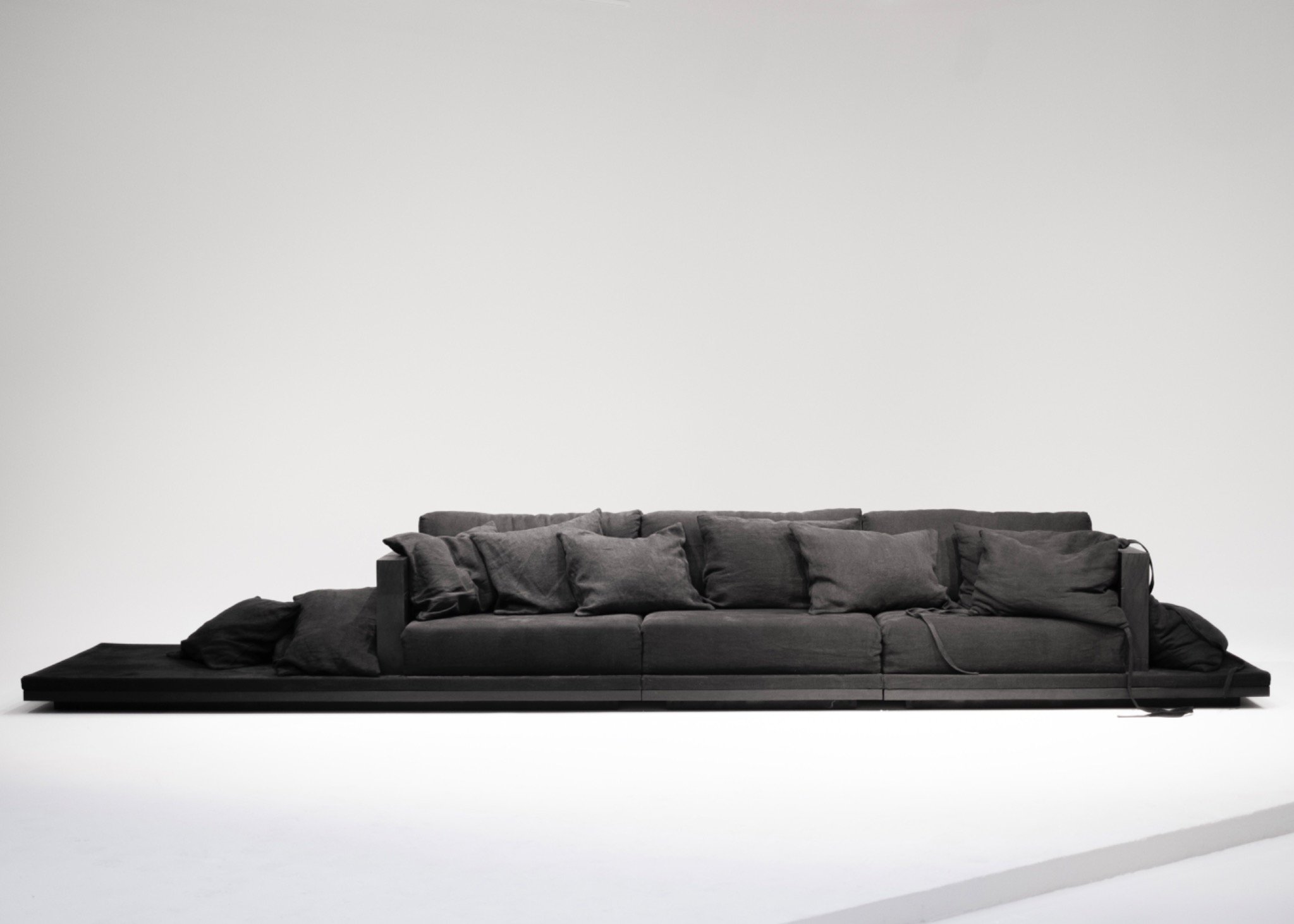 Sofa 092022 by Arno Declercq — complete product view