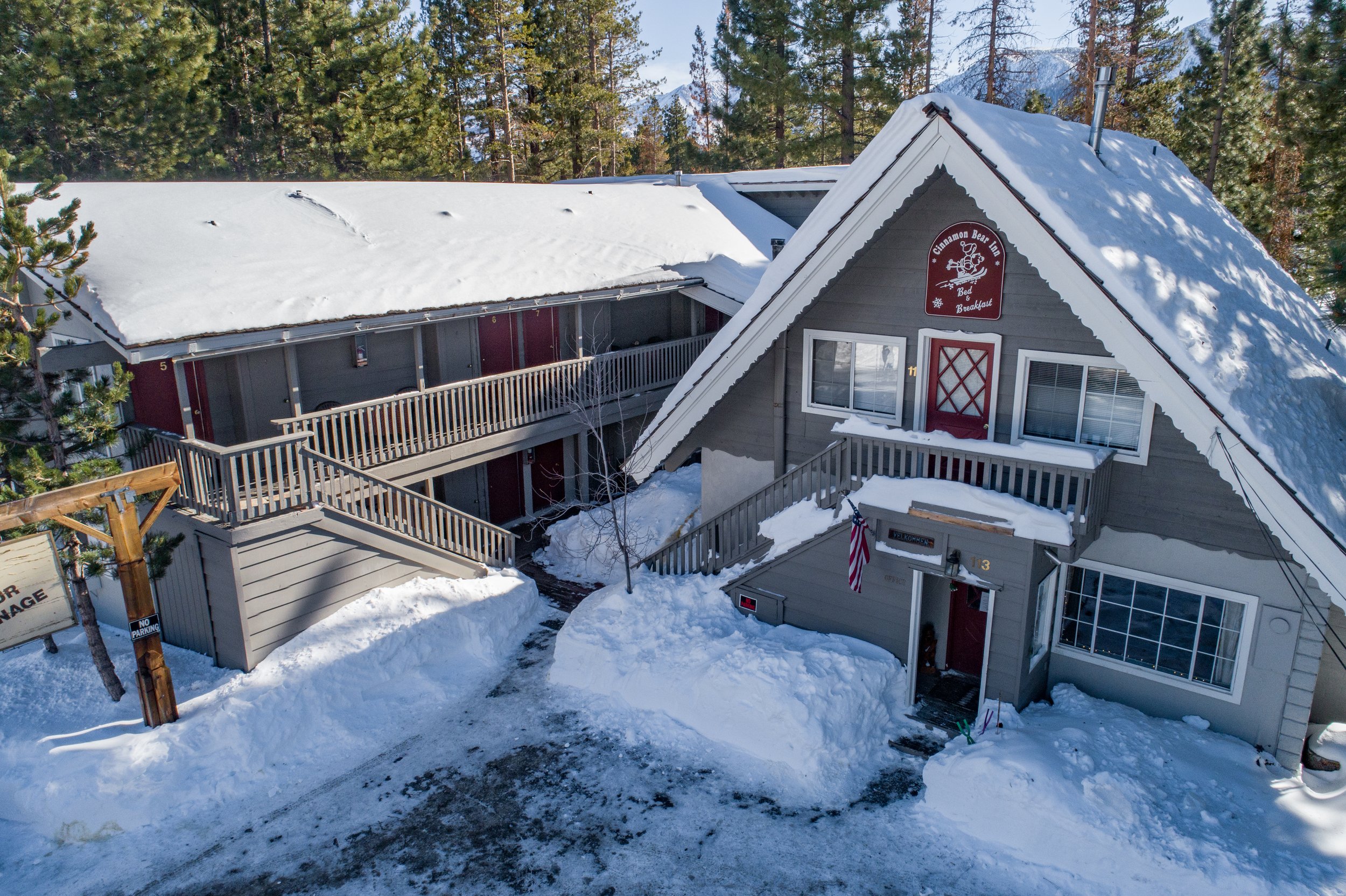 Cinnamon Bear Inn