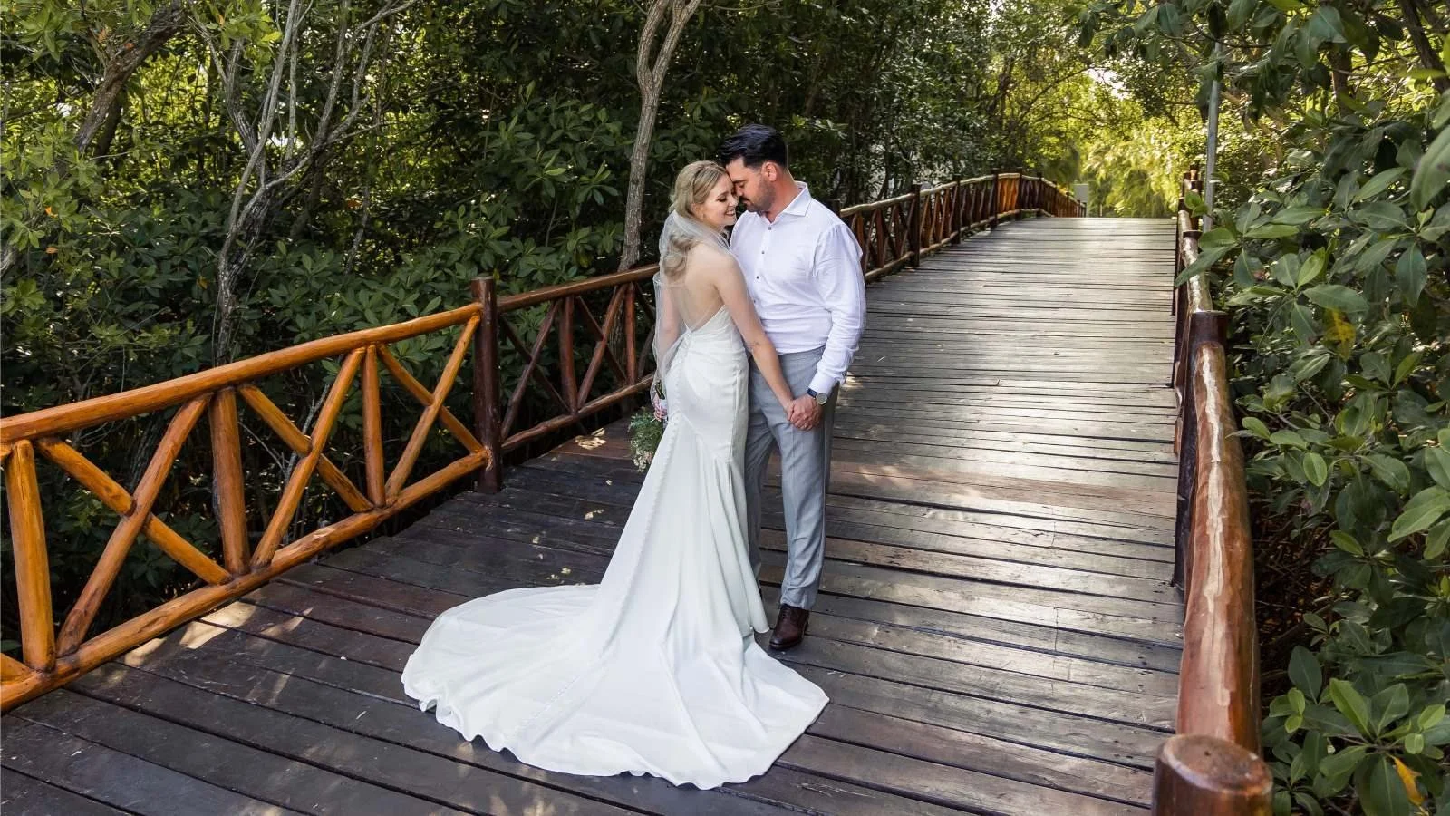 Bridge ceremony location at Grand Sunset Princess in Mexico for a destination wedding