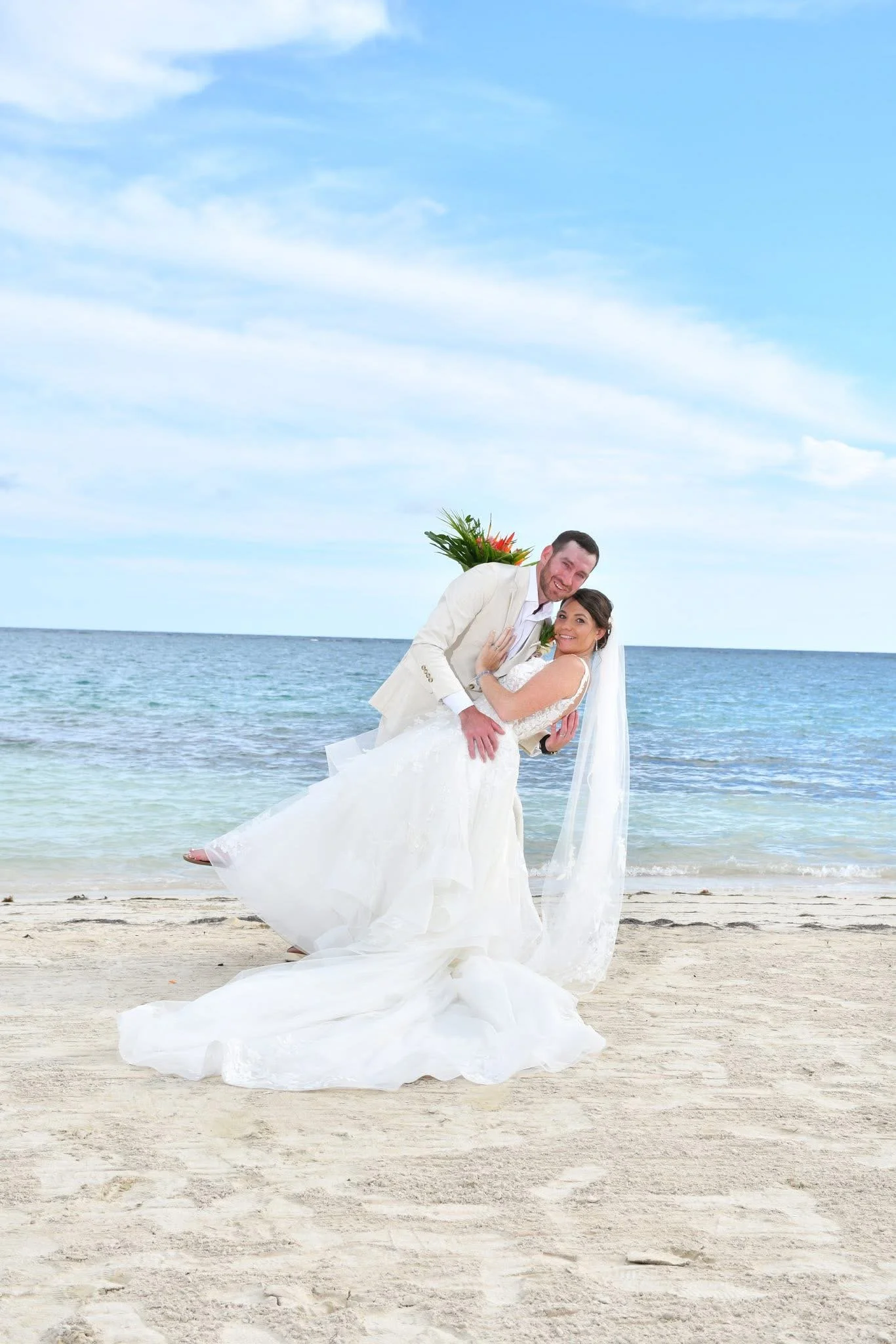 Megan & Carson destination wedding photo 3