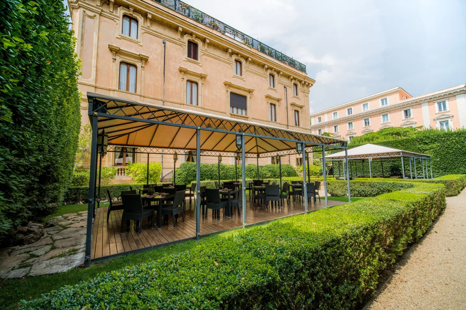 Garden dining terrace at Villa Spalletti Trivelli