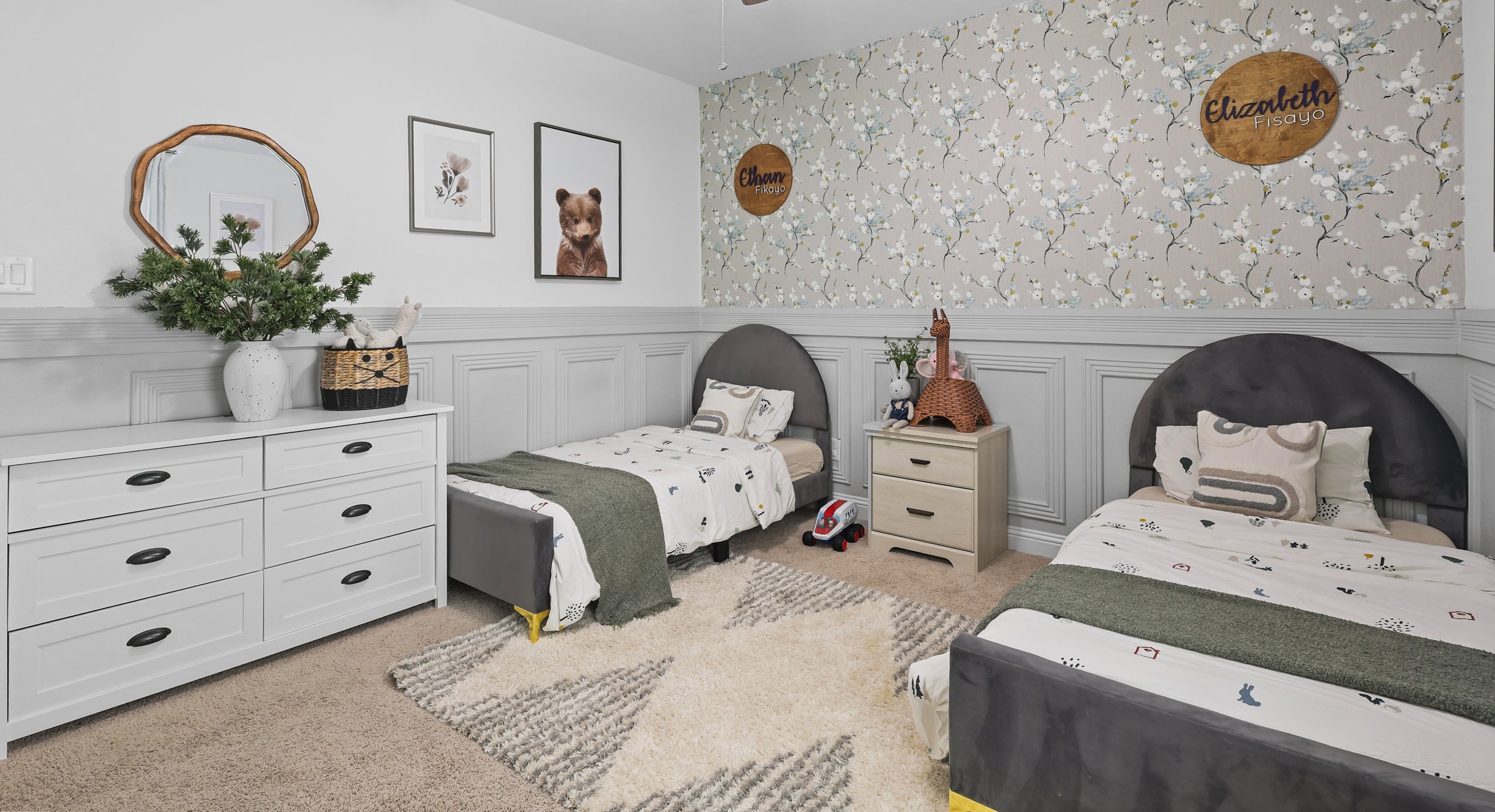 Sophisticated home interior design by Emma's Interior in Woodlands, TX