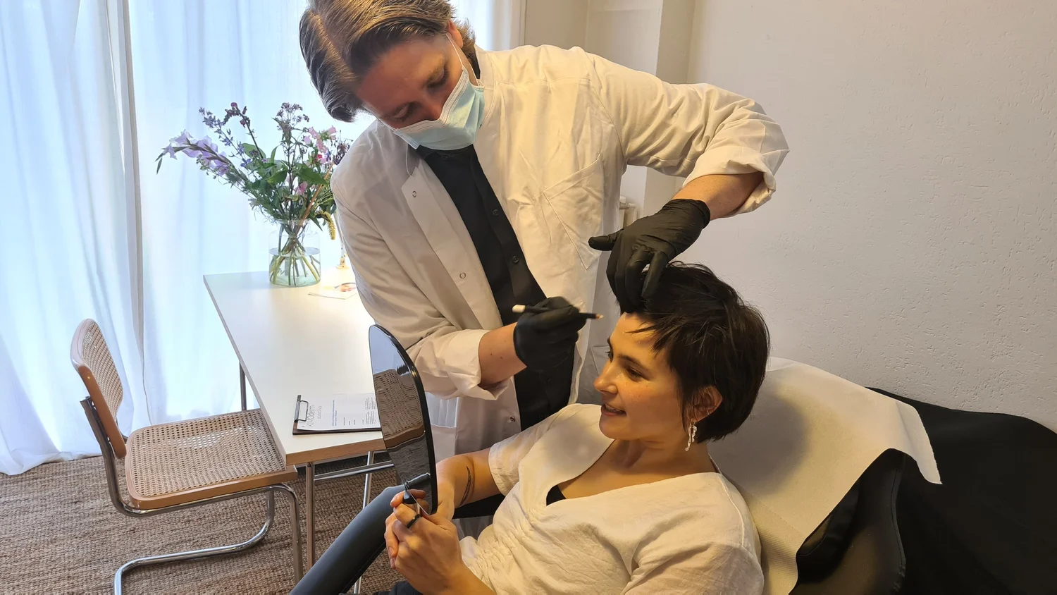 Persönliches ärztliches Beratungsgespräch bei KIMOderm® in Berlin-Tempelhof