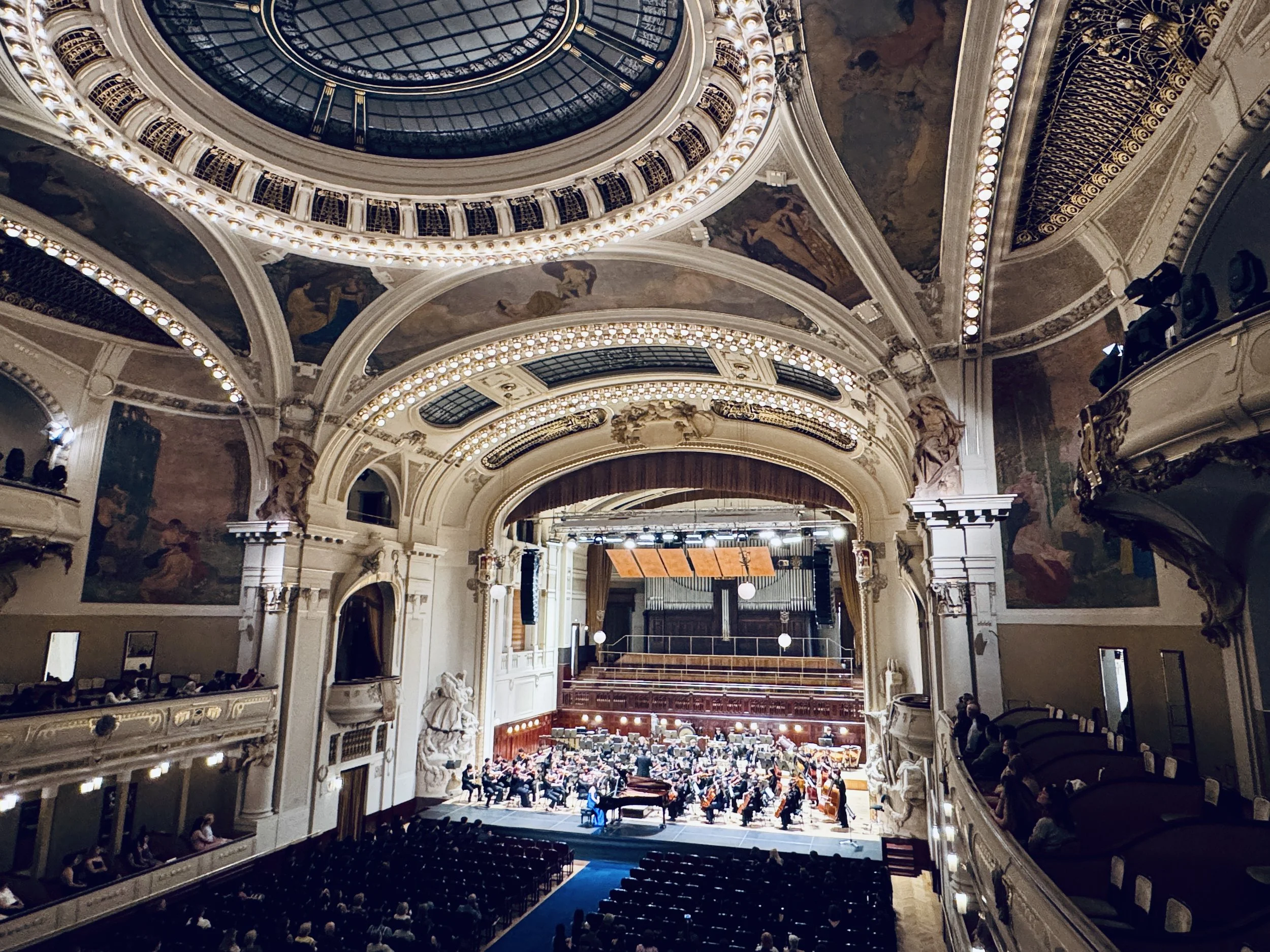Smetana Hall interior