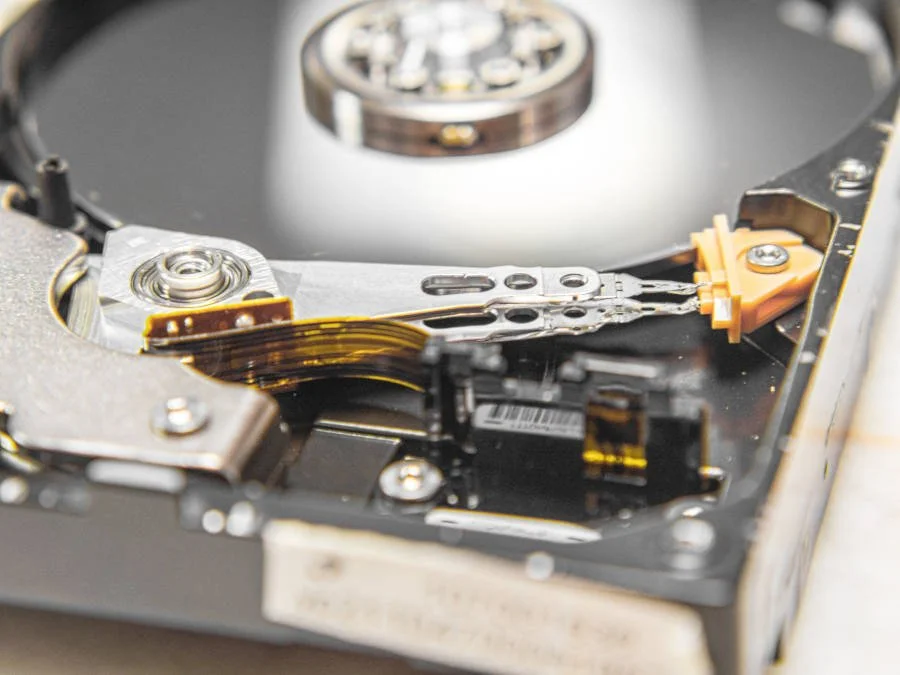 Hard drive data recovery service